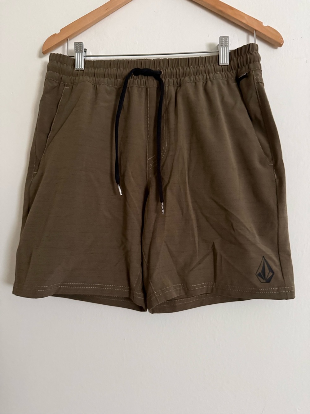 Volcom Men's Olive Green Elastic Waist Athletic Shorts